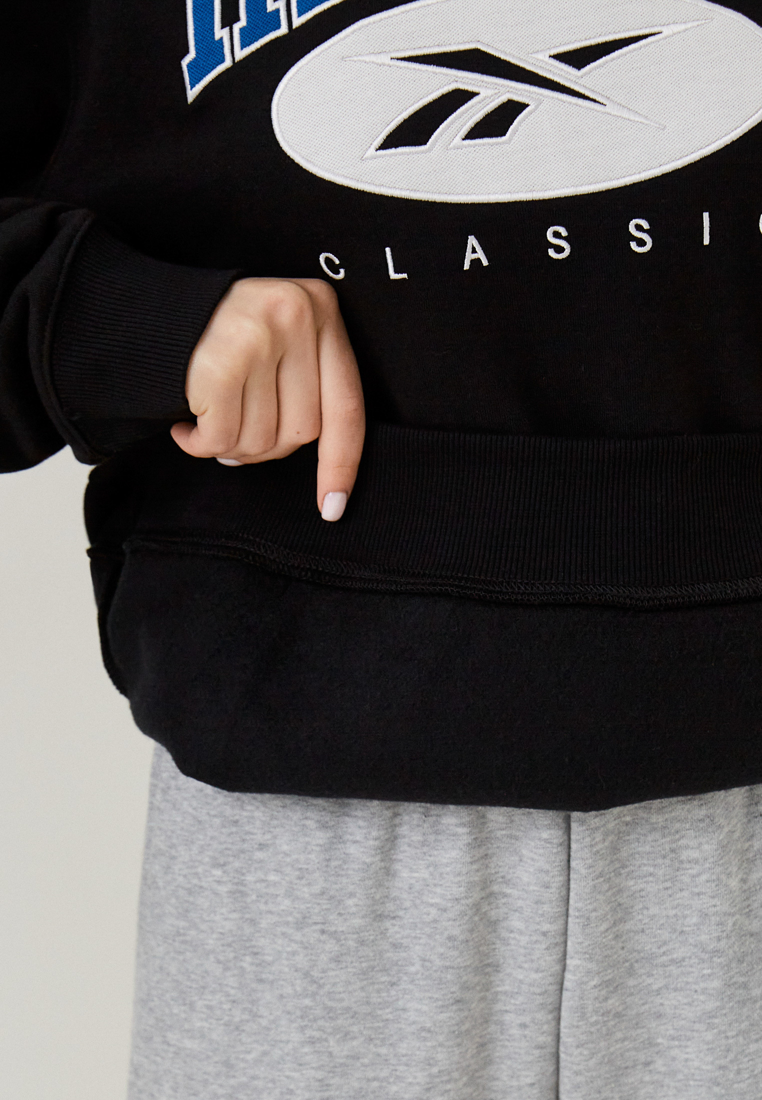 Худи Reebok Archive Essentials Hoodie
