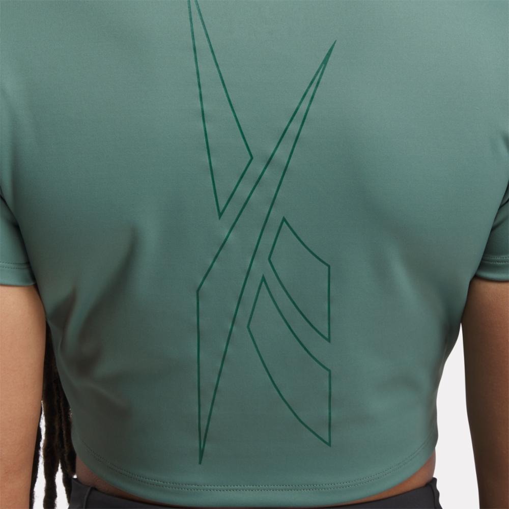 Футболка Reebok Lux Bold Crop Tee W