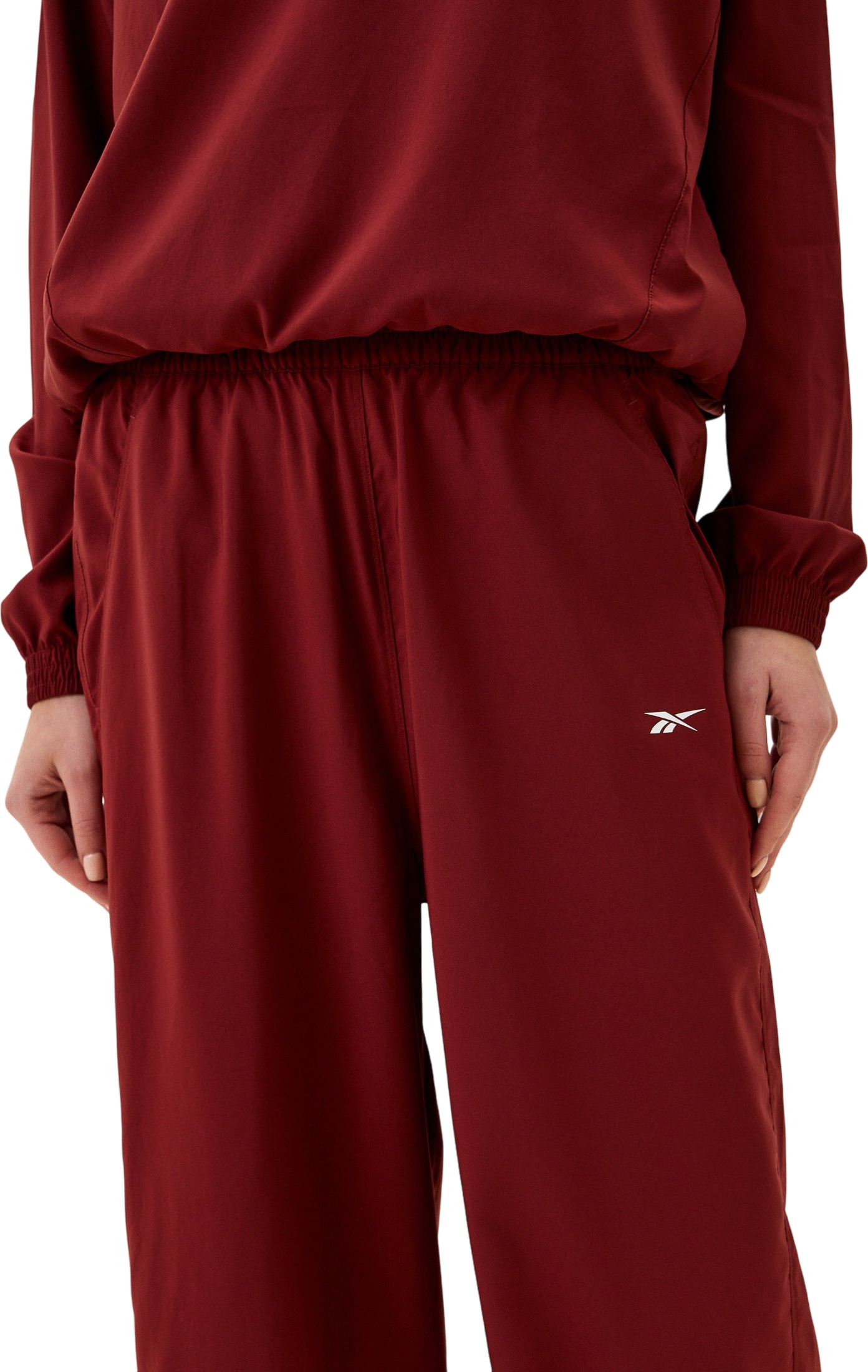 Брюки Reebok Identity Train Woven Pant