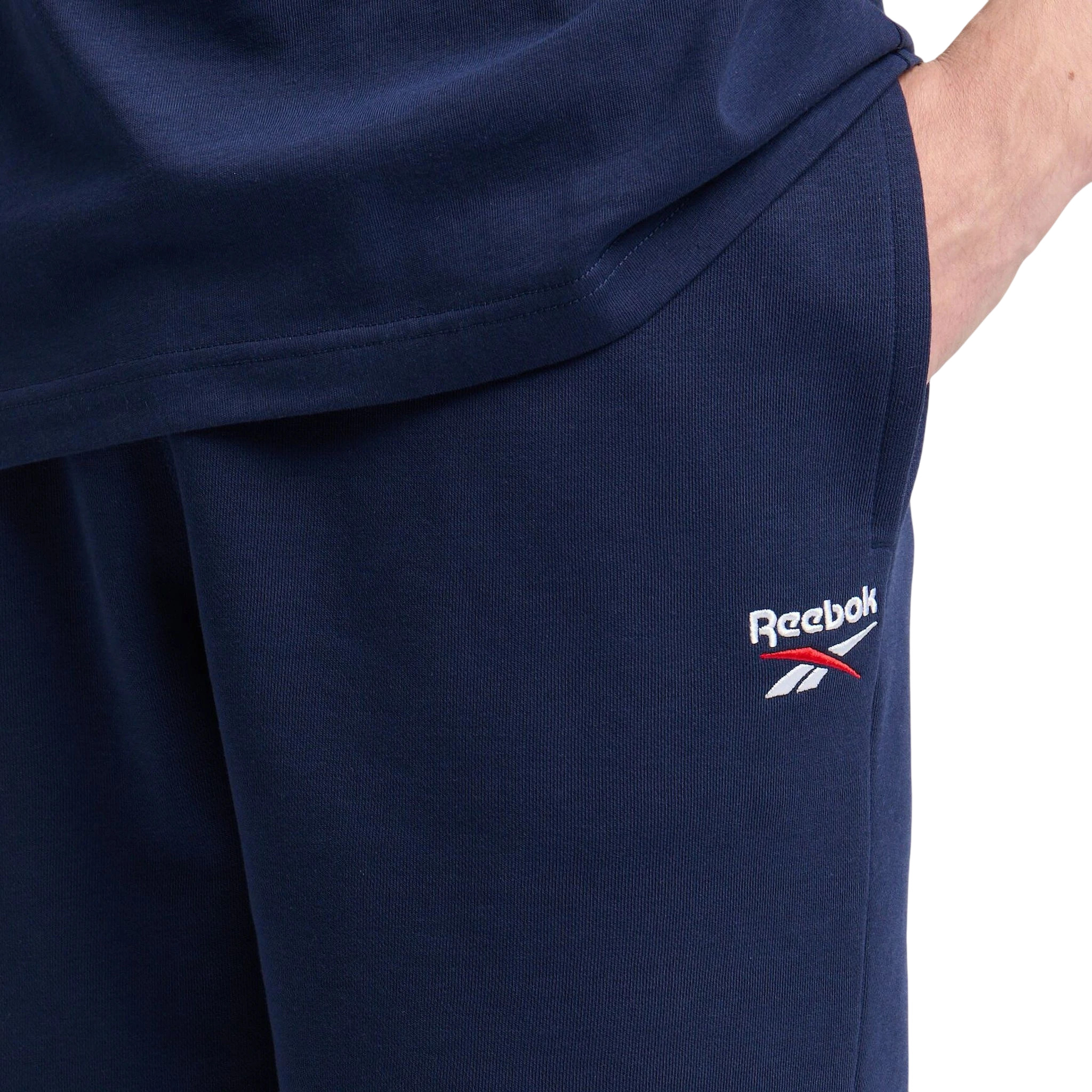 Шорты Reebok Identity Small Logo Ft Short