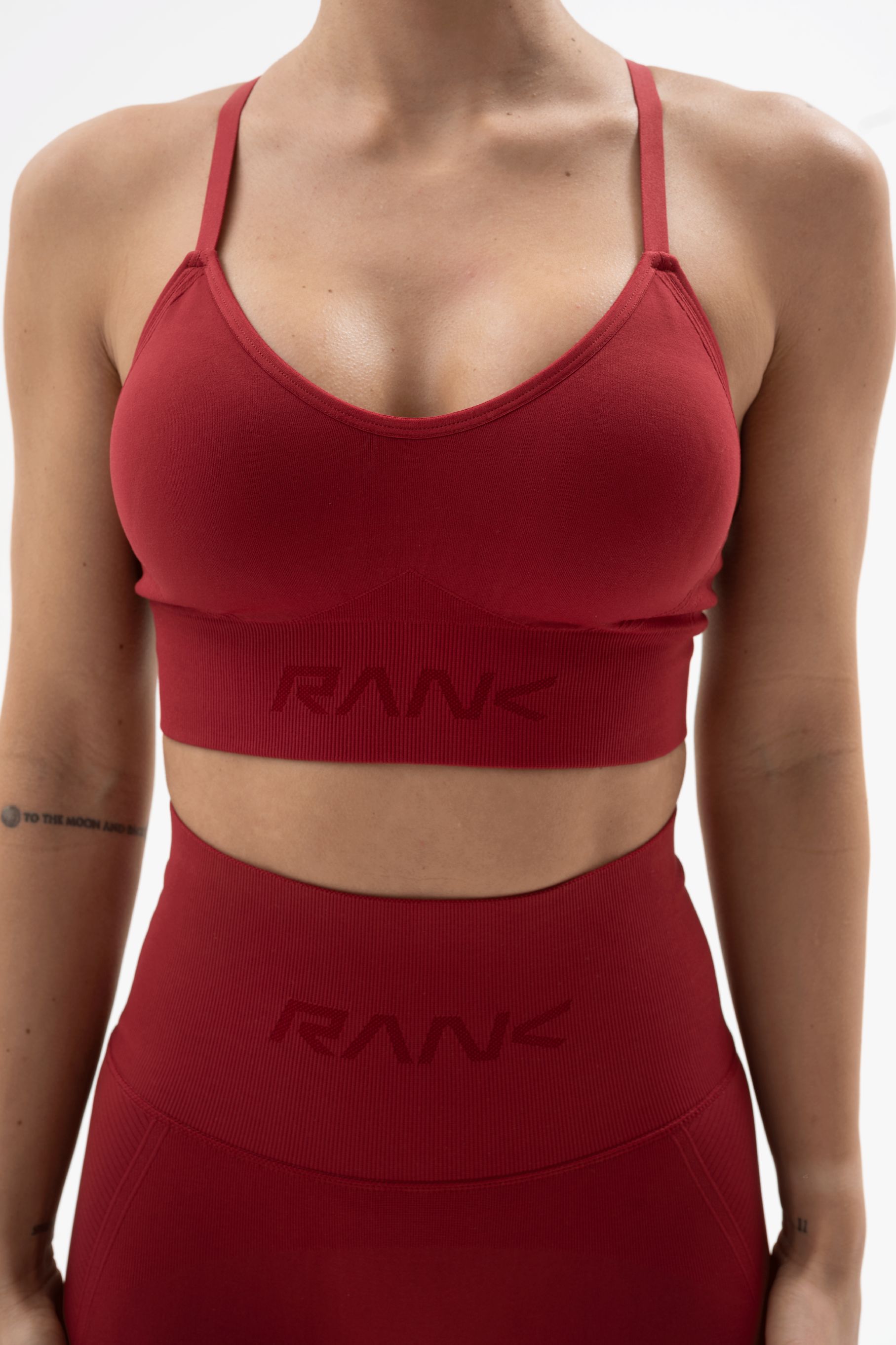 Спортивный топ RANK Seamless Bra Low