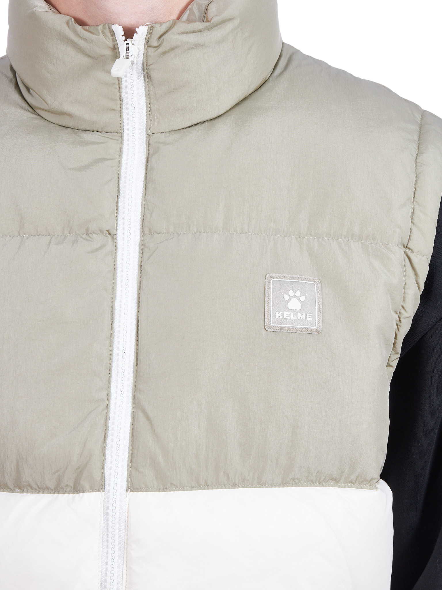 Жилет пух. Kelme Men'S Down Vest