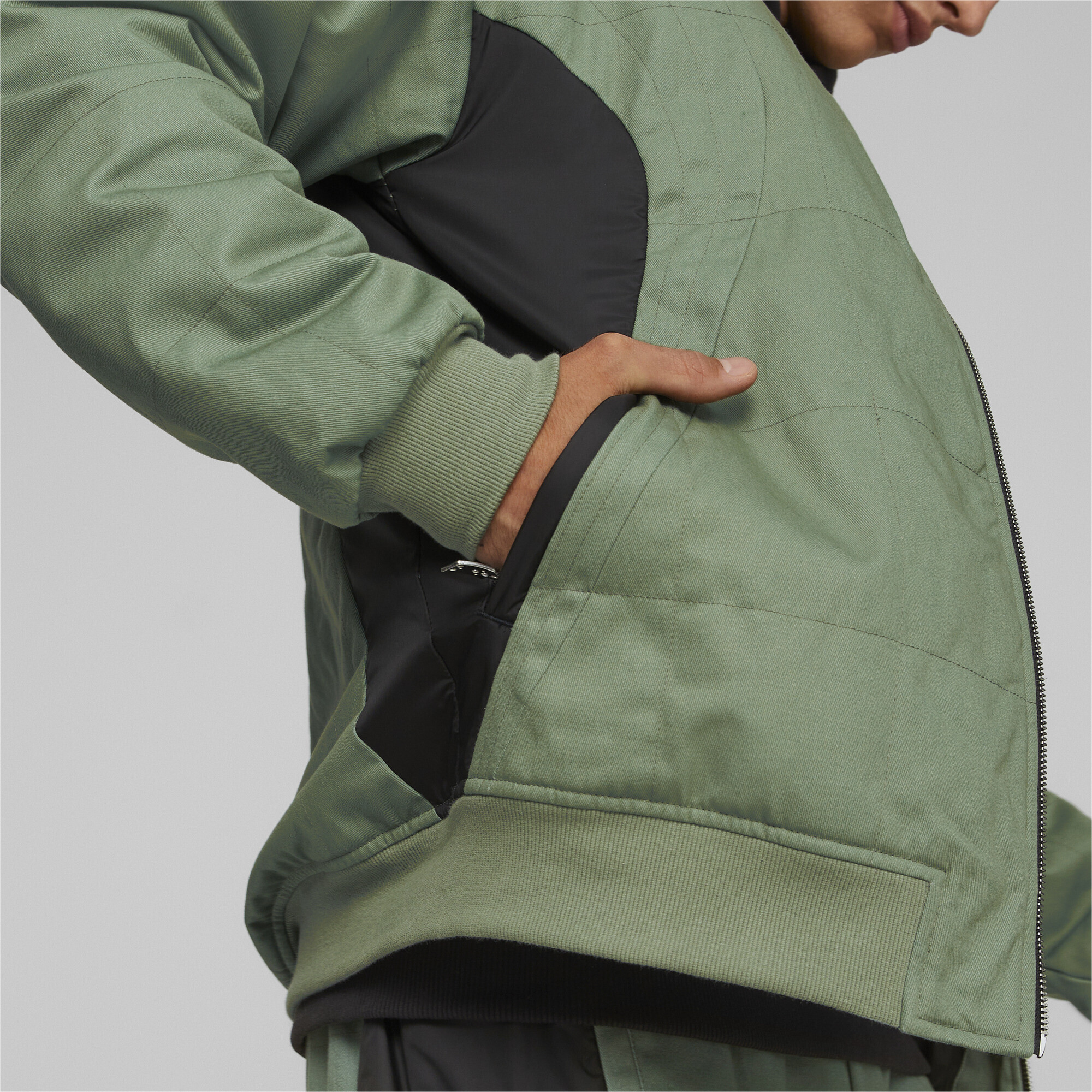 Бомбер Puma Pl Garage Crew Jacket