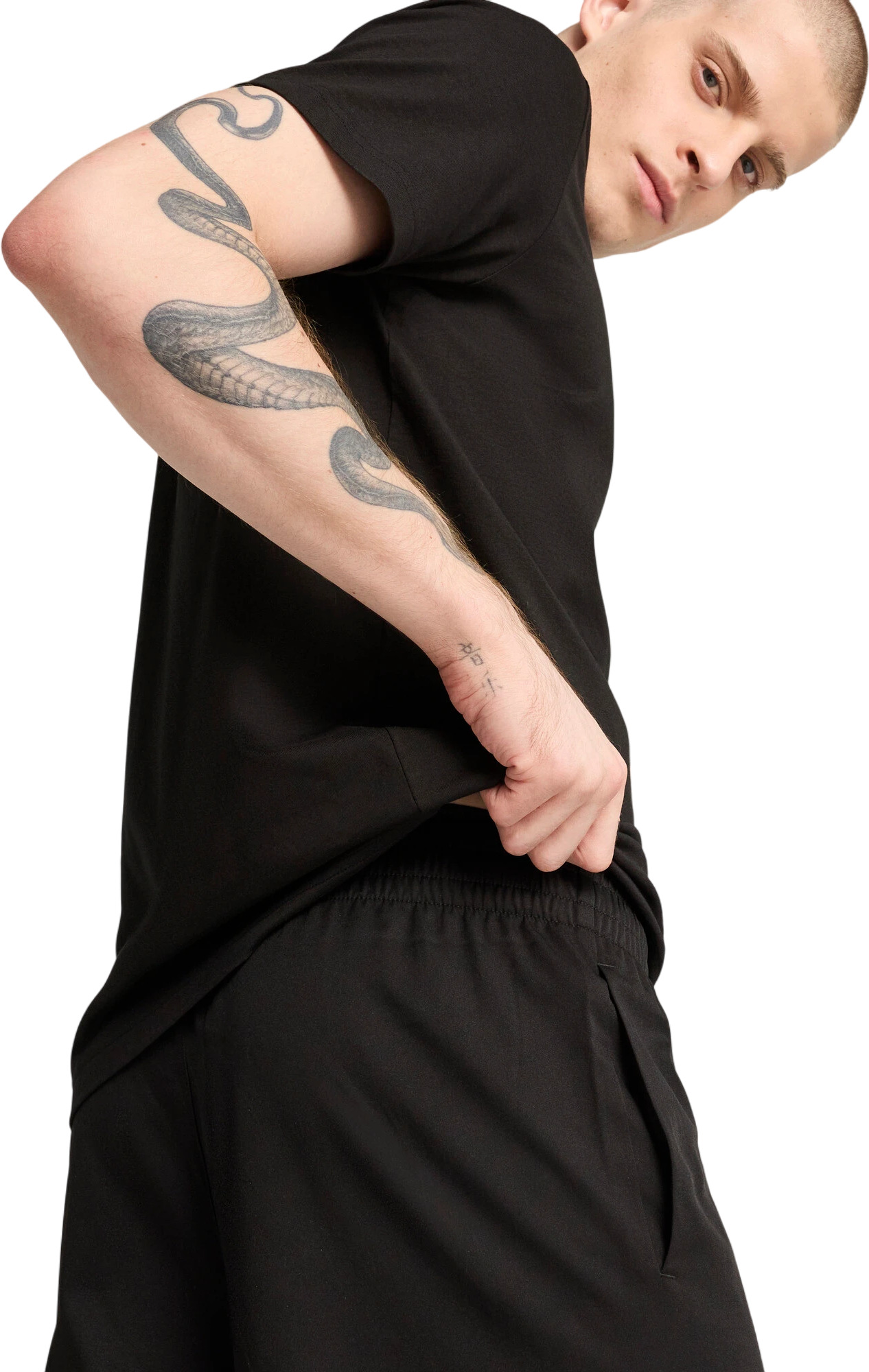 Шорты Puma ESS Woven Shorts 5"