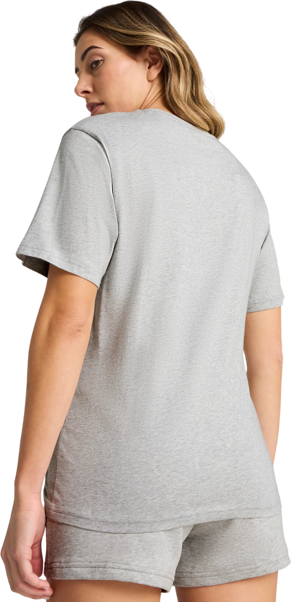 Футболка Puma ESS No. 1 Logo Relaxed Tee