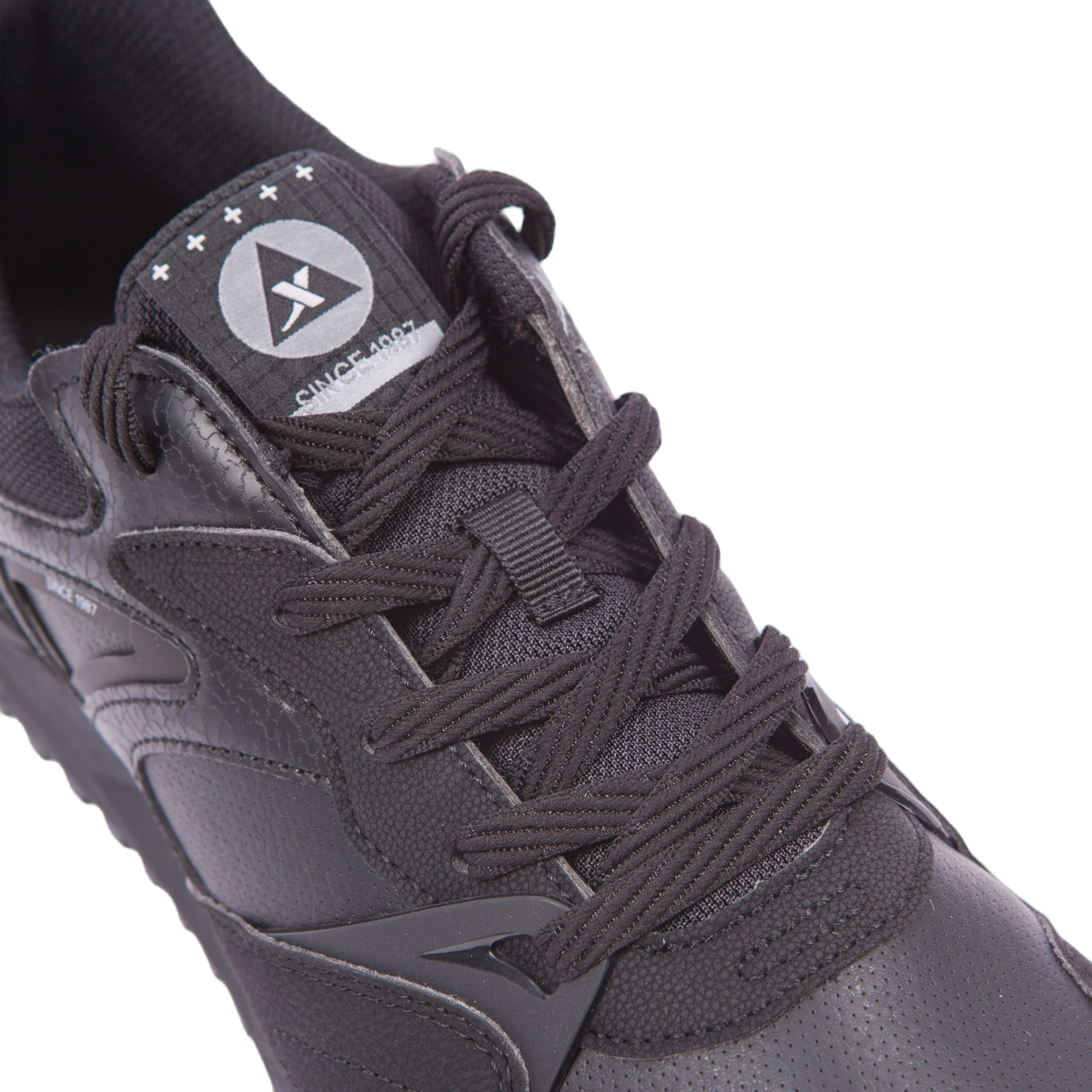Кроссовки Xtep Retro 80 Series Sports Life