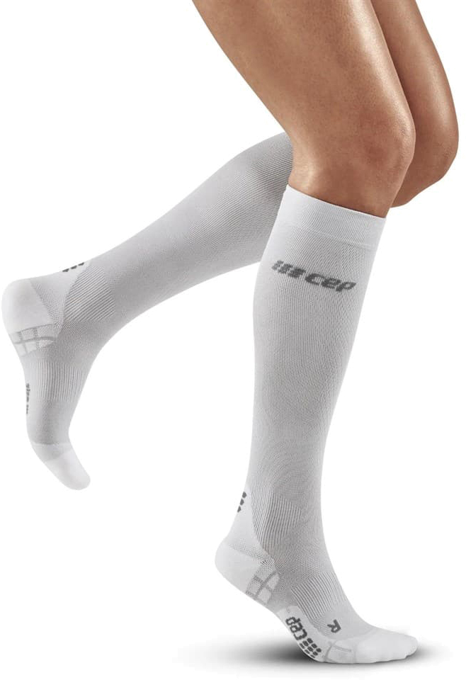 Женские компрессионные гольфы для бега ультратонкие CEP Compression Knee Socks
