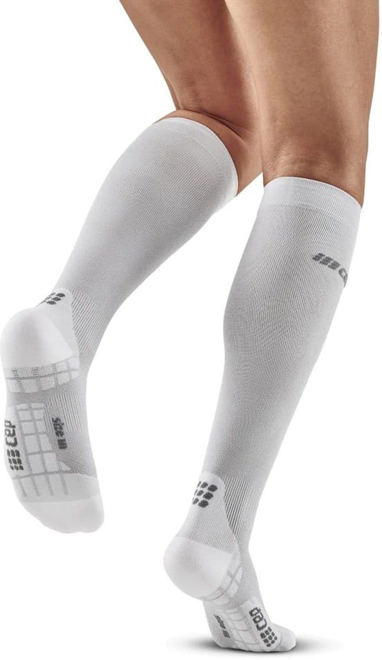 Женские компрессионные гольфы для бега ультратонкие CEP Compression Knee Socks