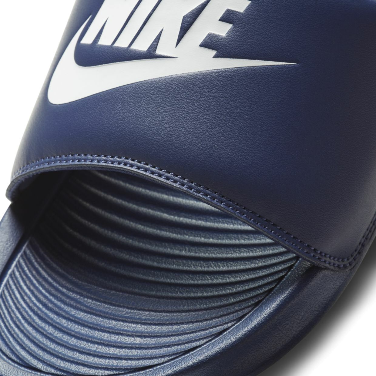 Шлепанцы Nike M Victori One Slide