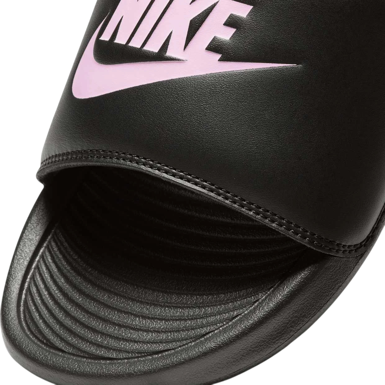 Пантолеты Nike Victori One