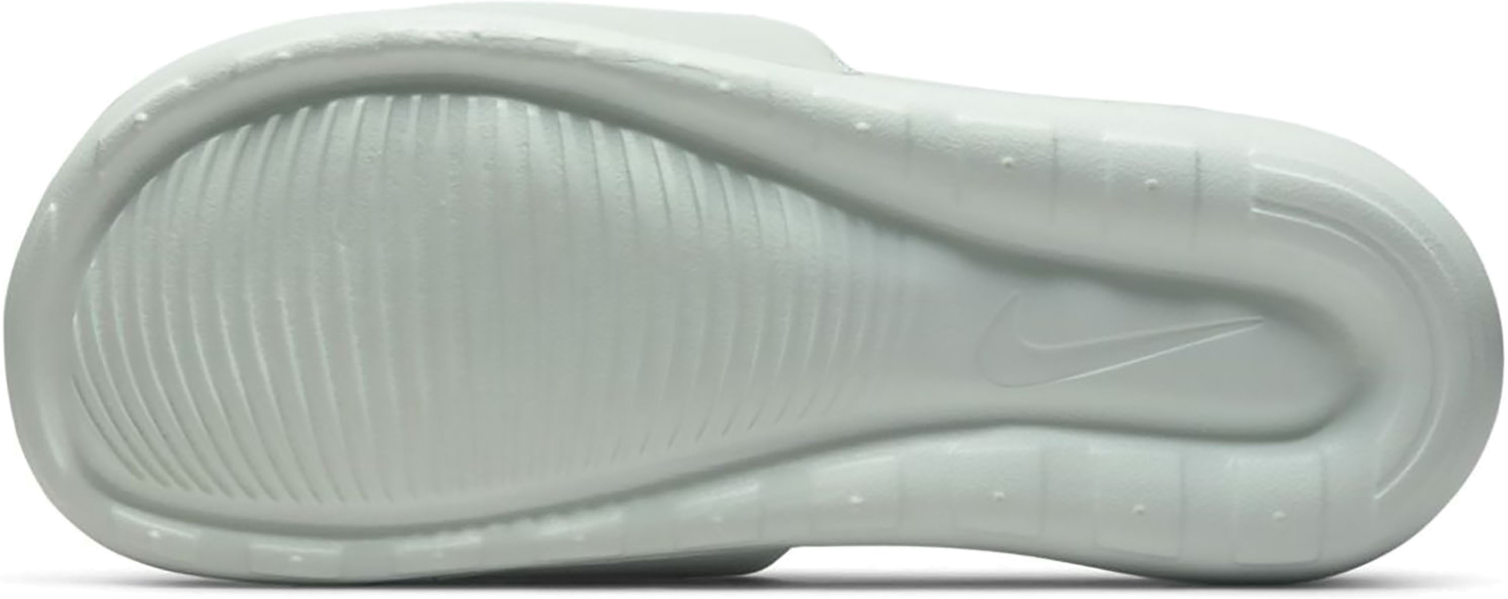 Шлепанцы Nike W Victori One