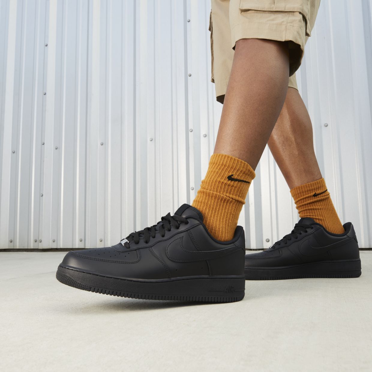 Кроссовки Nike AIR FORCE 1 '07 LE