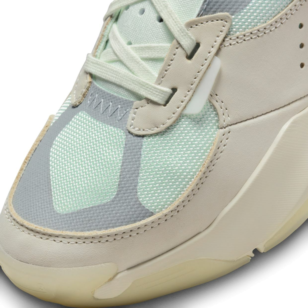 Кроссовки Nike M Jordan Air 200E