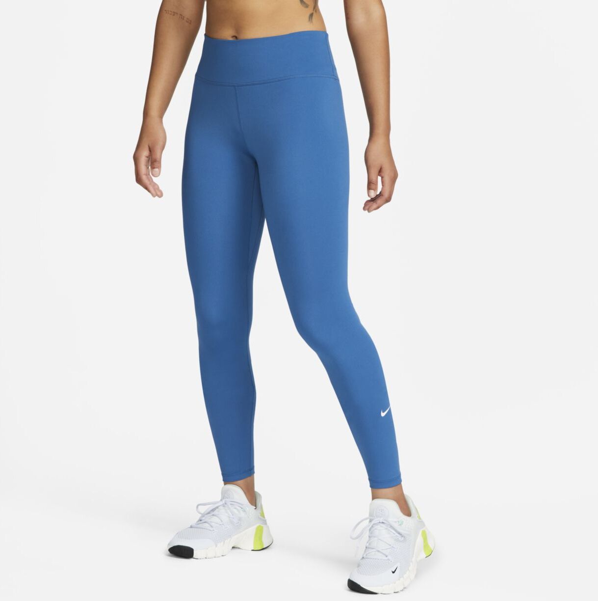 Тайтсы Nike W One Mid-Rise Leggings
