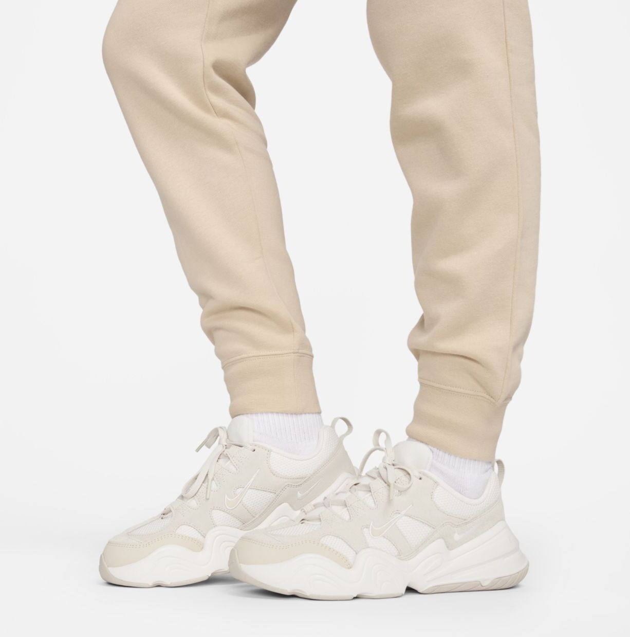 Брюки Nike W Sportswear Club Fleece Mid-Rise Joggers