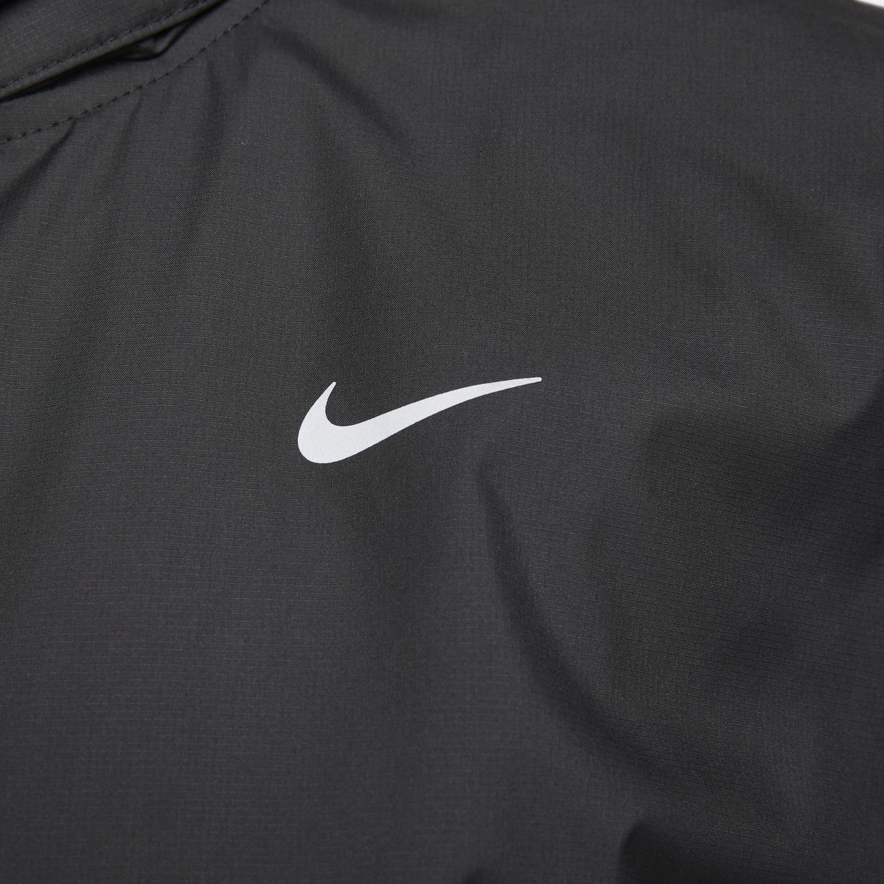Ветровка Nike W Nk Fast Repel Jacket
