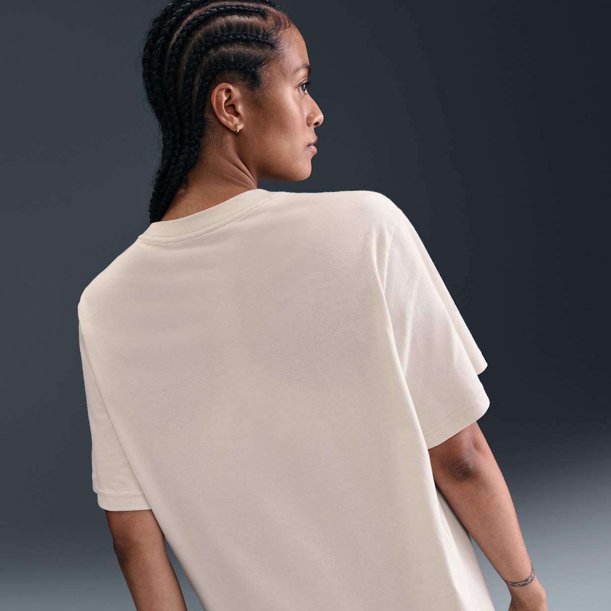 Футболка Nike W NSW TEE ESSNTL LBR