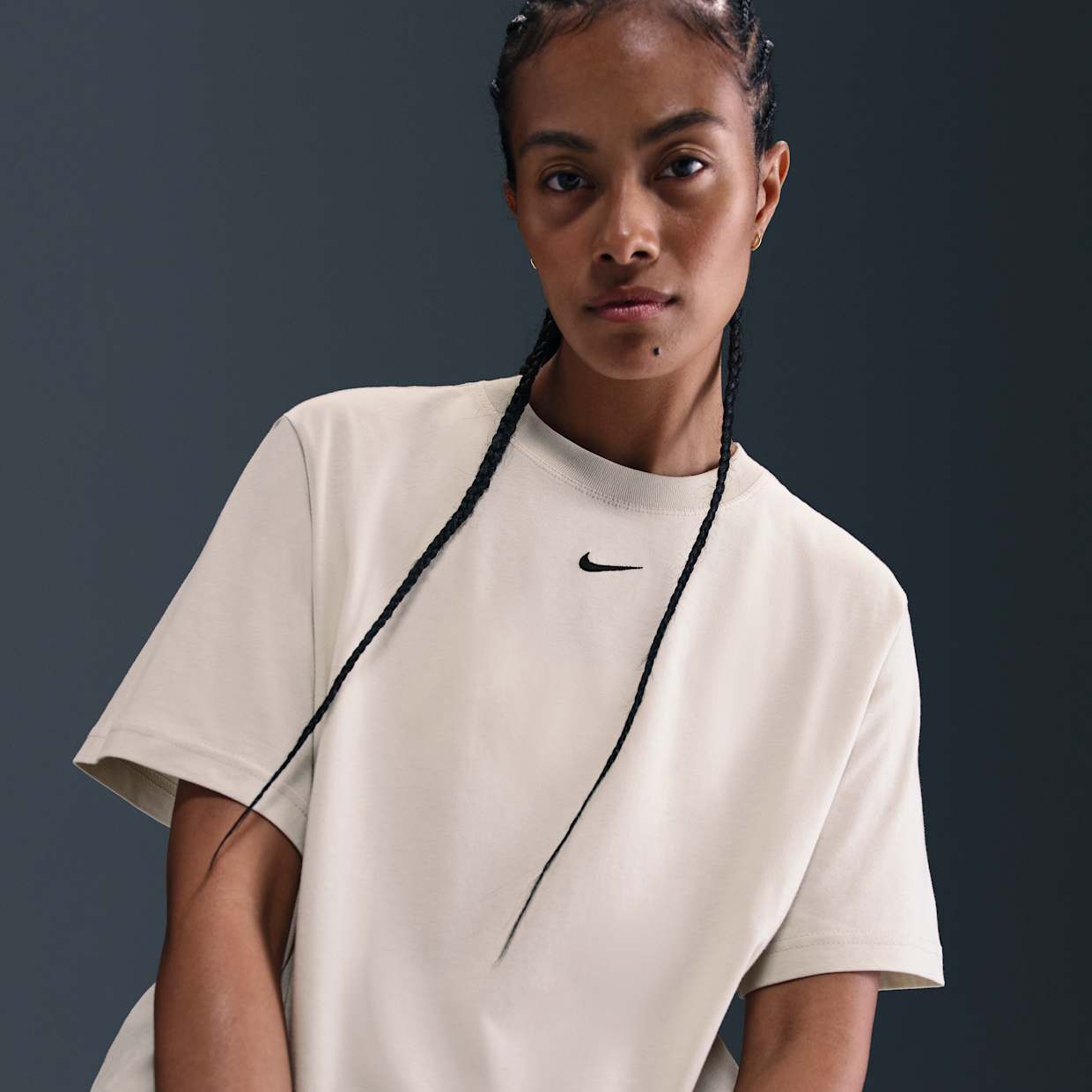 Футболка Nike W NSW TEE ESSNTL LBR