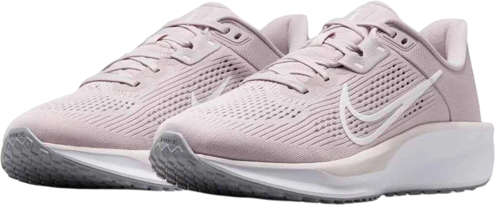 Кроссовки Nike Wmns Quest 6