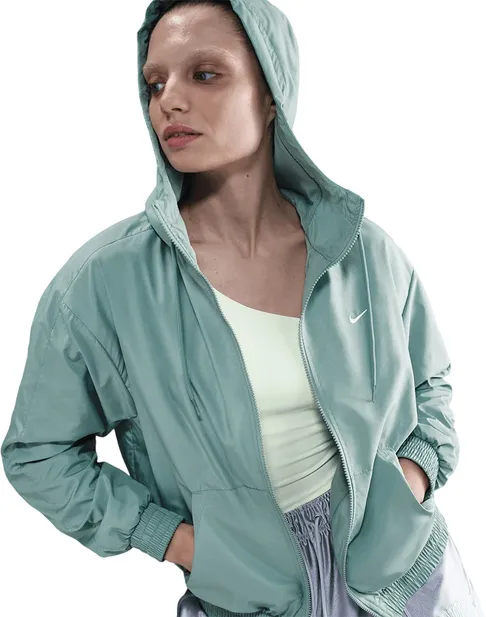 Ветровка Nike W Nsw Essntl Uv Wvn Jkt Hd (FV6298-017) купить за