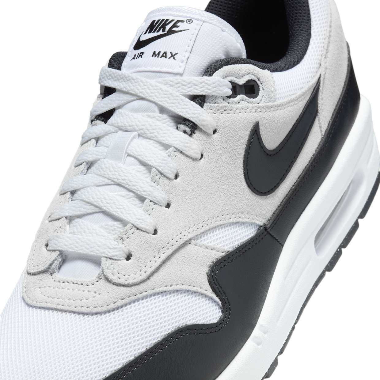 Кроссовки Nike Air Max 1 Essential