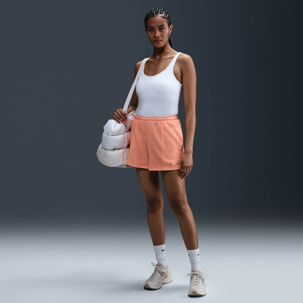 Шорты Nike W NSW NK CHLL FT MR 4IN SHORT