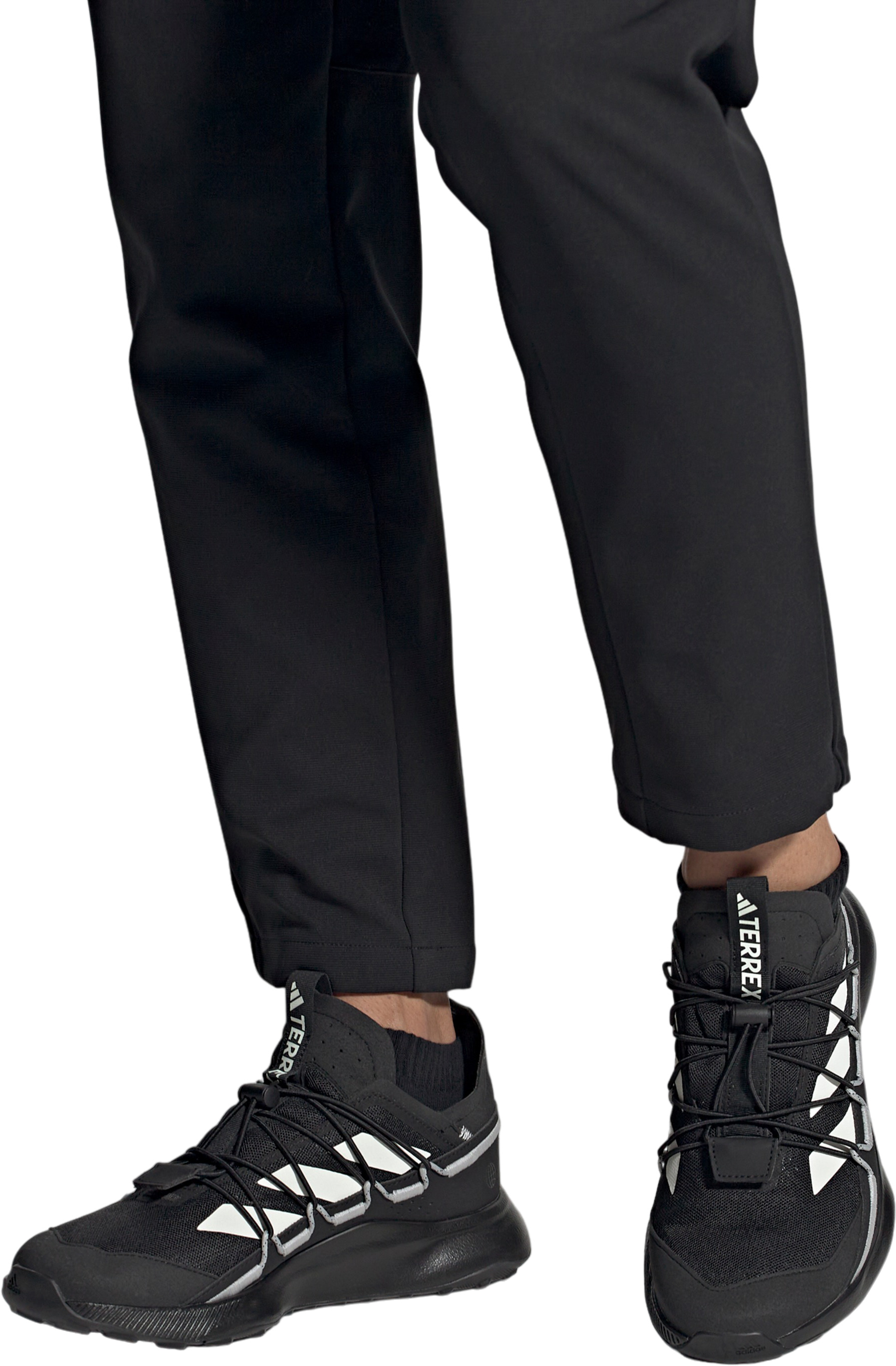 Кроссовки Adidas Terrex Voyager 21