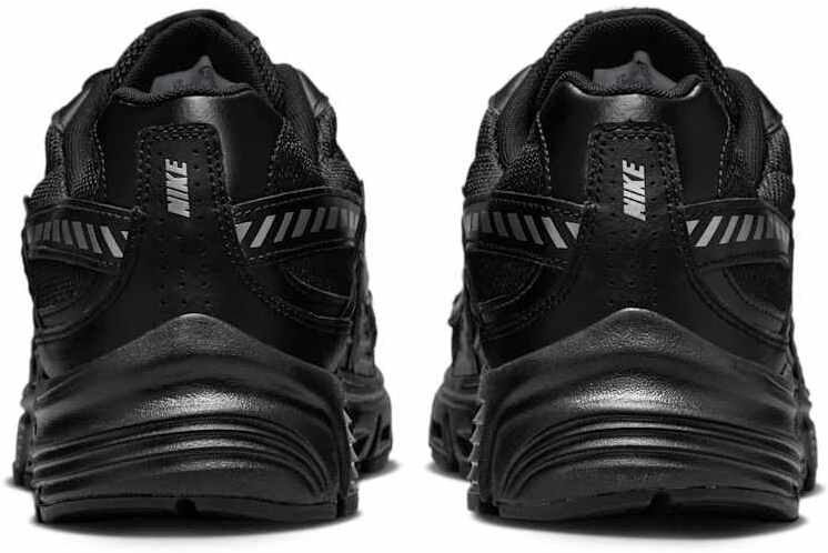 Кроссовки Nike Initiator