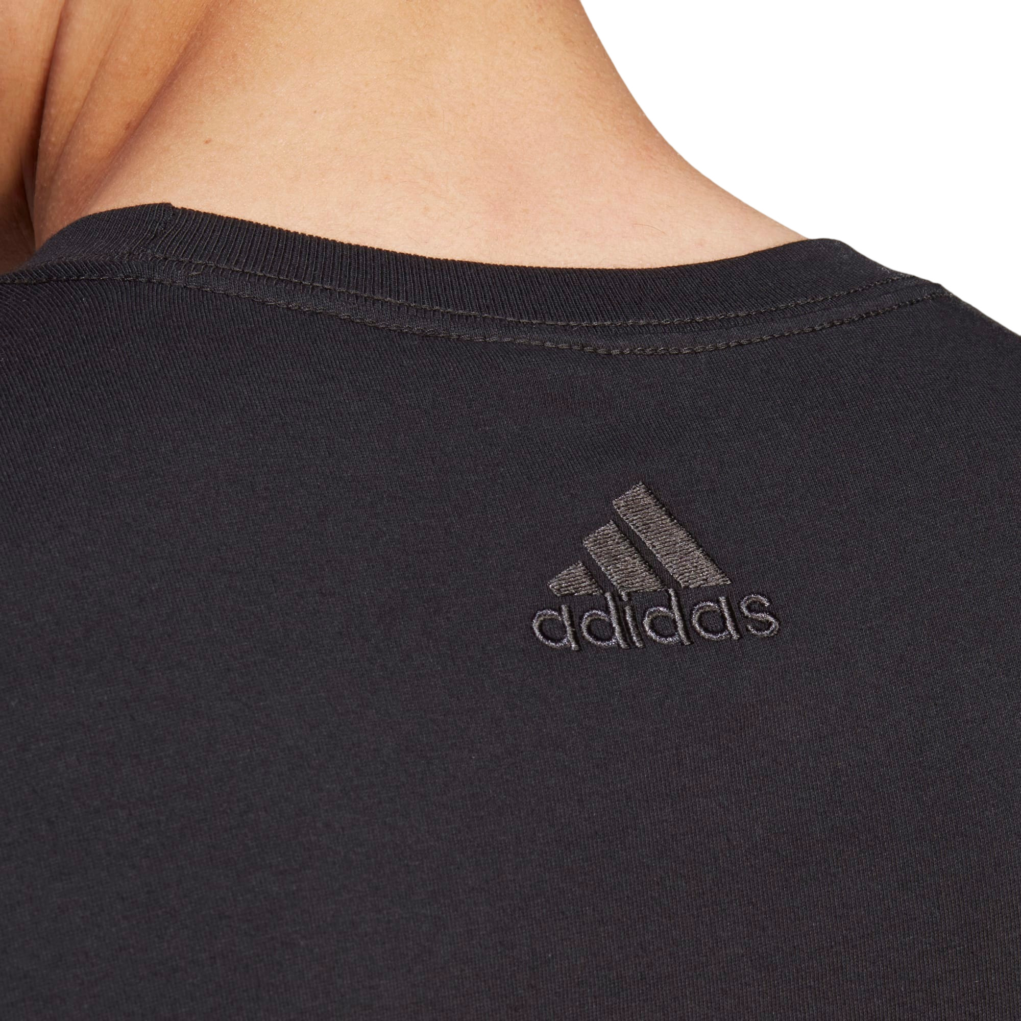 Футболка Adidas M LIN SJ T