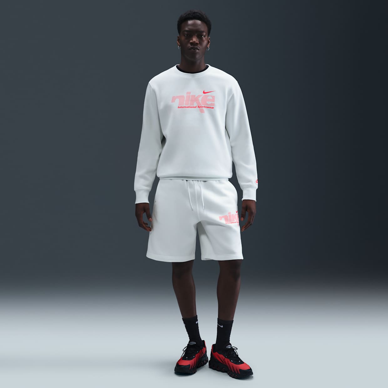 Толстовка Nike M NK CLUB BB CREW SWSH SPORT