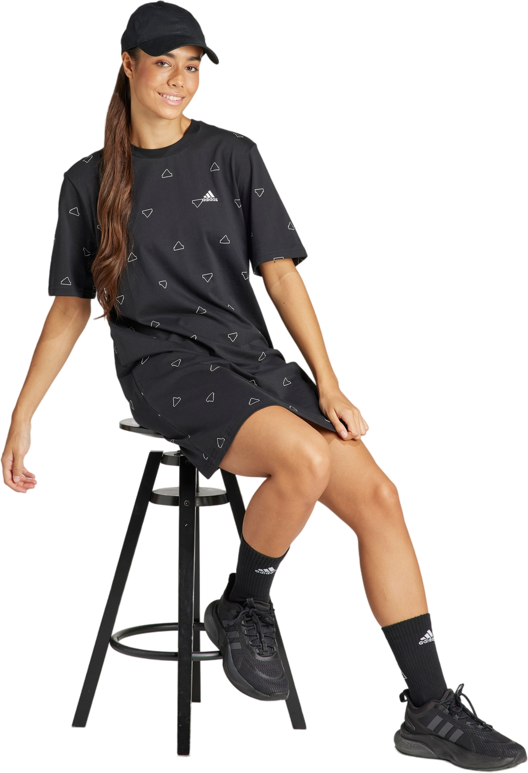 Платье Adidas Essentials Monogram Single Jersey Boyfriend Graphic Dress