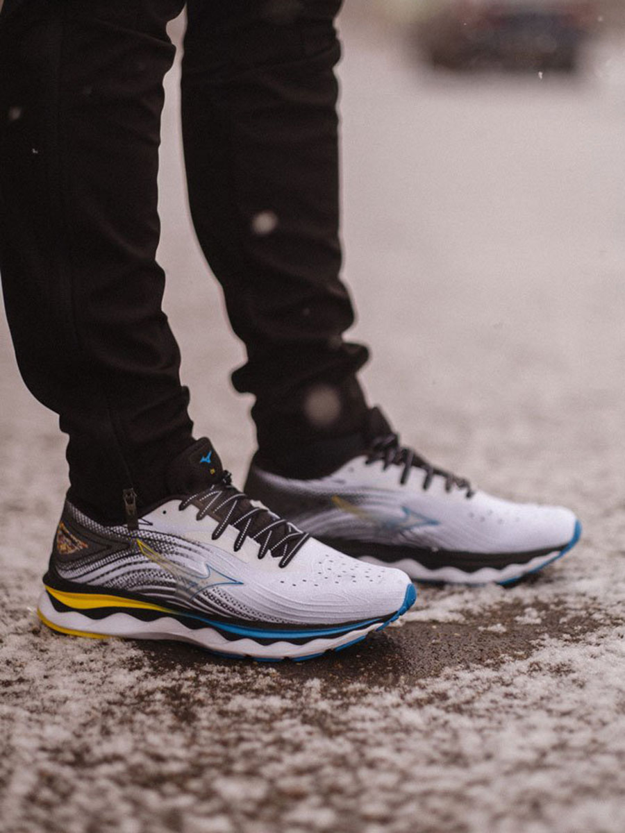 Кроссовки Mizuno WAVE SKY 6