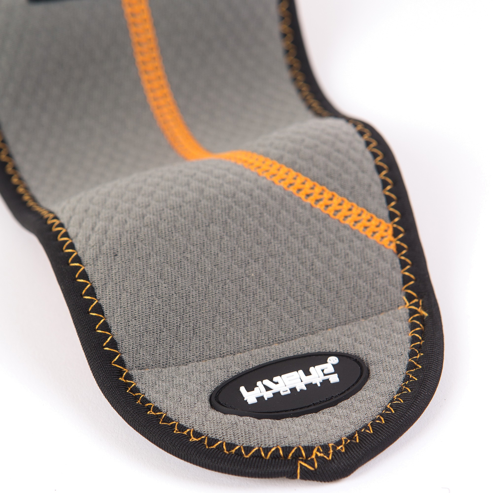 Суппорт запястья LiveUp WRIST SUPPORT