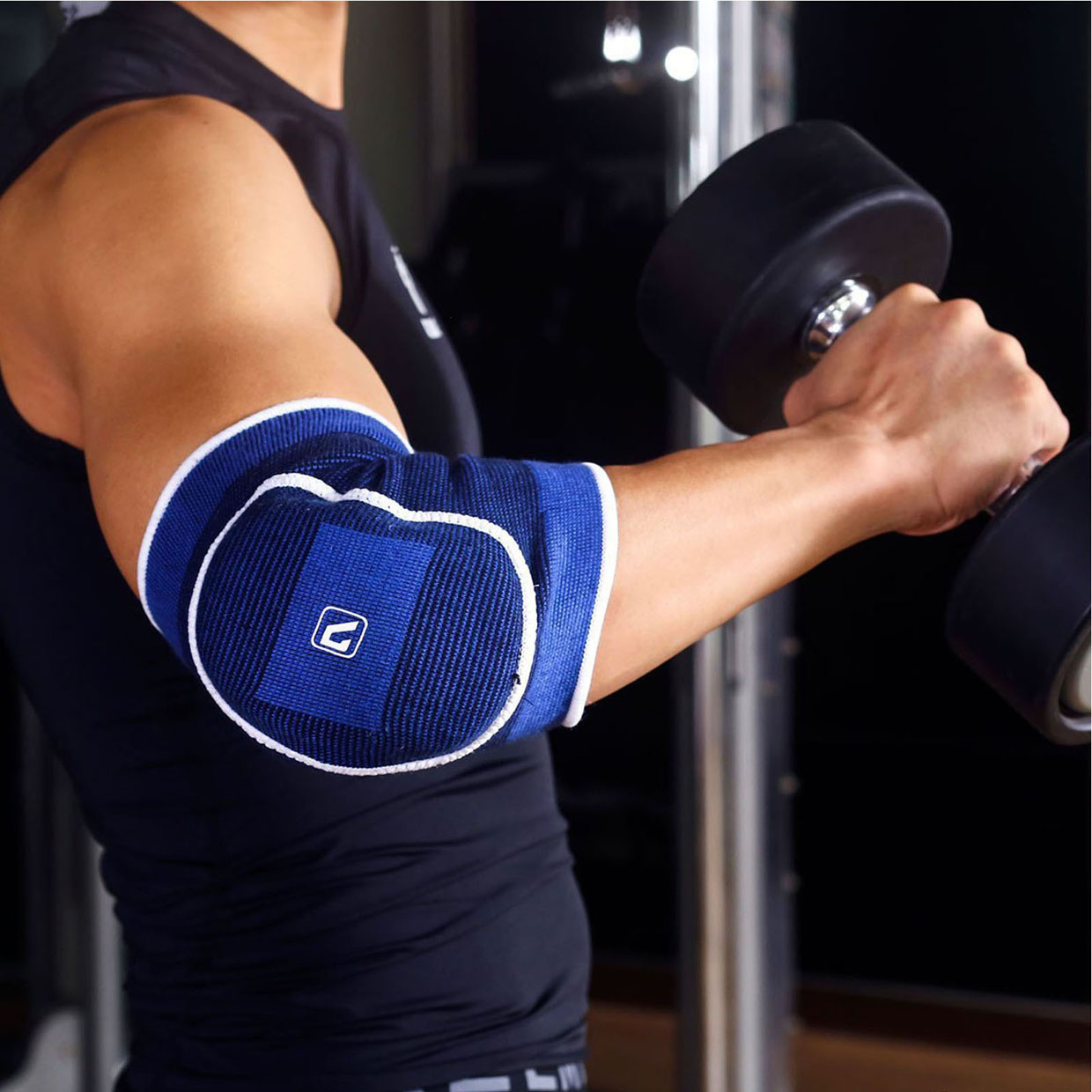 Суппорт локтя LiveUp ELBOW SUPPORT
