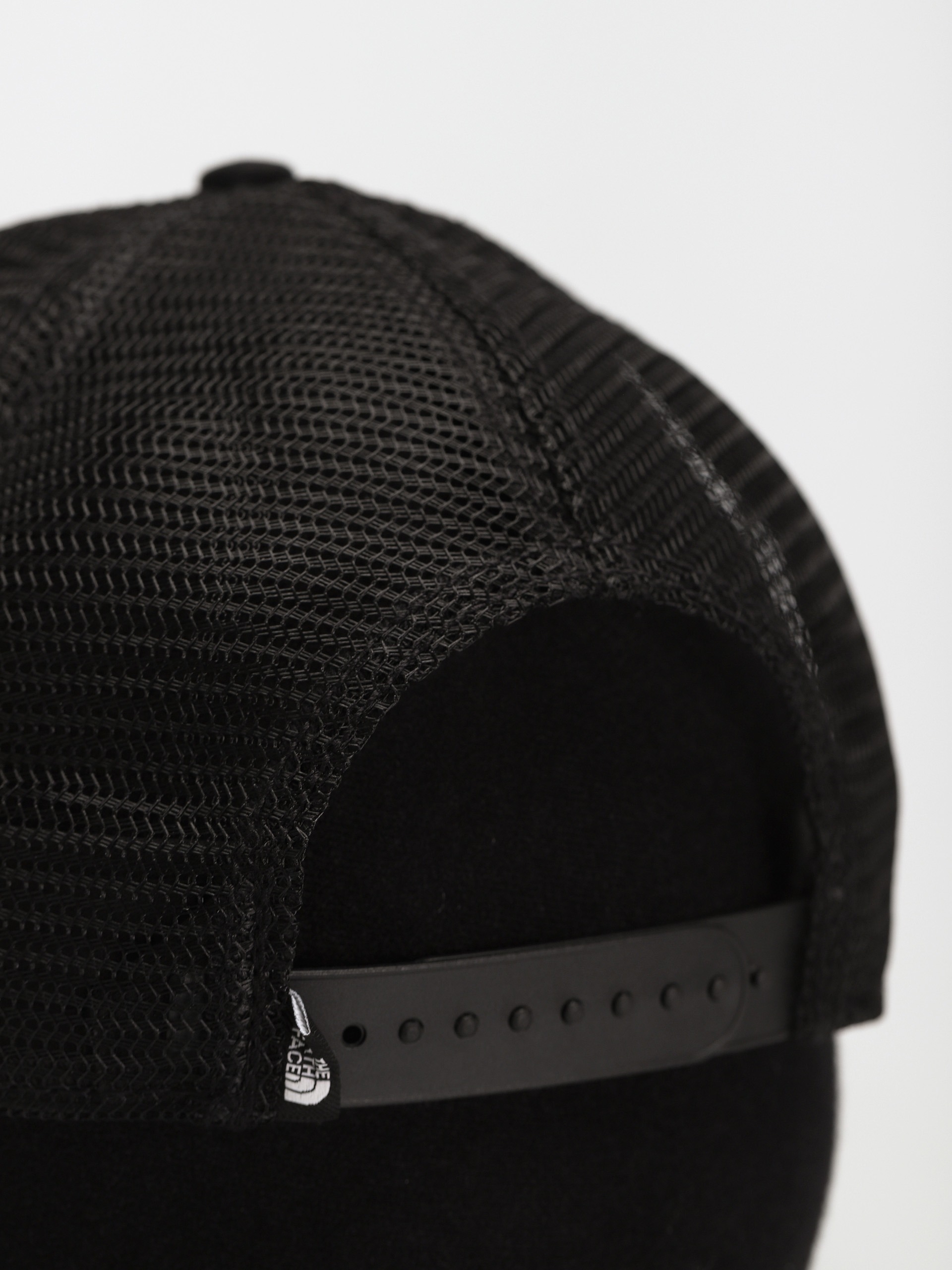 Кепка The North Face Deep Fit Mudder Trucker