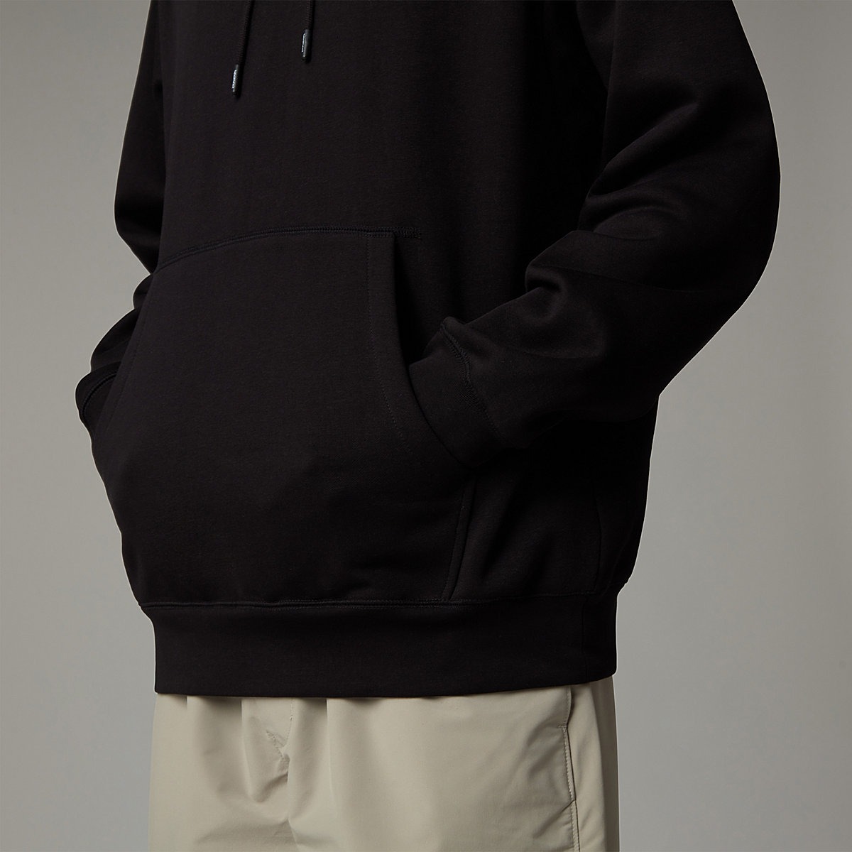 Худи The North Face NF Mens Logowear Tops