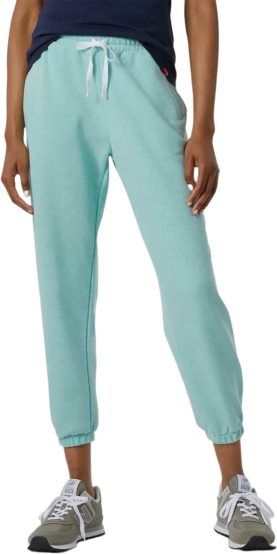 Брюки New Balance NB Essentials Balanced Sweatpant